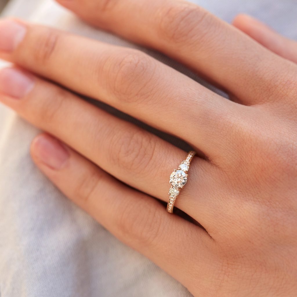 Luxury Rose Gold Engagement Ring with Diamonds | KLENOTA