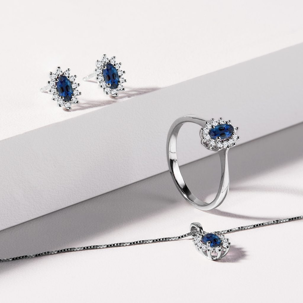 Sapphire Necklace with Diamonds in White Gold | KLENOTA