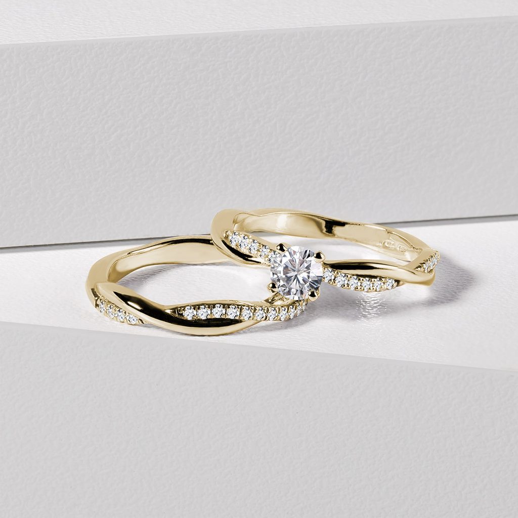 Netradiční prsten s diamanty ve 14k zlatě | KLENOTA