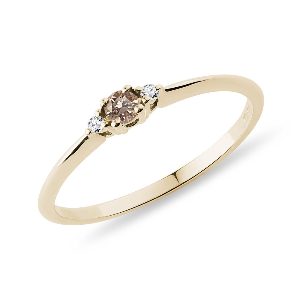 Zásnubní prsten s diamanty ve 14k zlatě | KLENOTA
