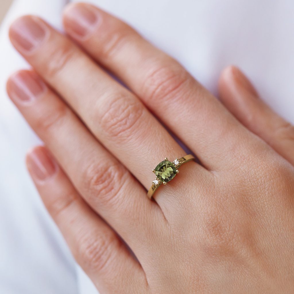 Gold Ring with a Central Moldavite and Diamonds | KLENOTA
