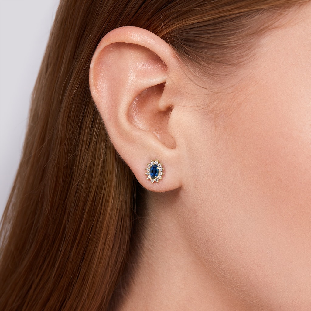 Sapphire and diamond earrings in yellow gold | KLENOTA