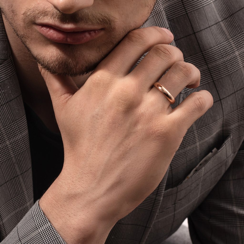 Modern wedding ring set in rose gold | KLENOTA
