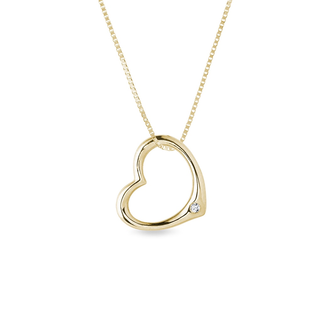 Náhrdelník ze žlutého zlata ve tvaru srdce s diamantem | KLENOTA