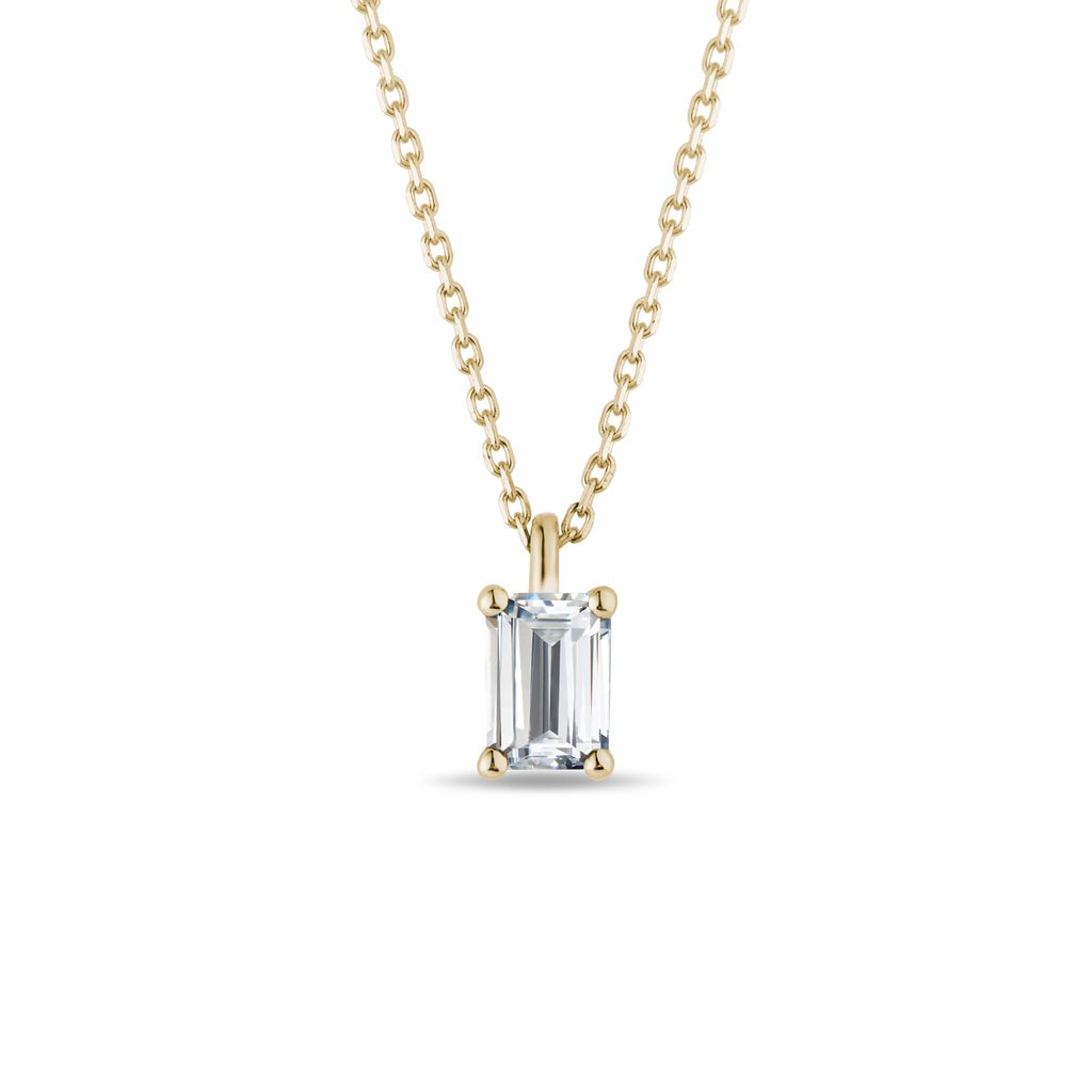 Emerald Cut Diamond Necklace in Yellow Gold | KLENOTA