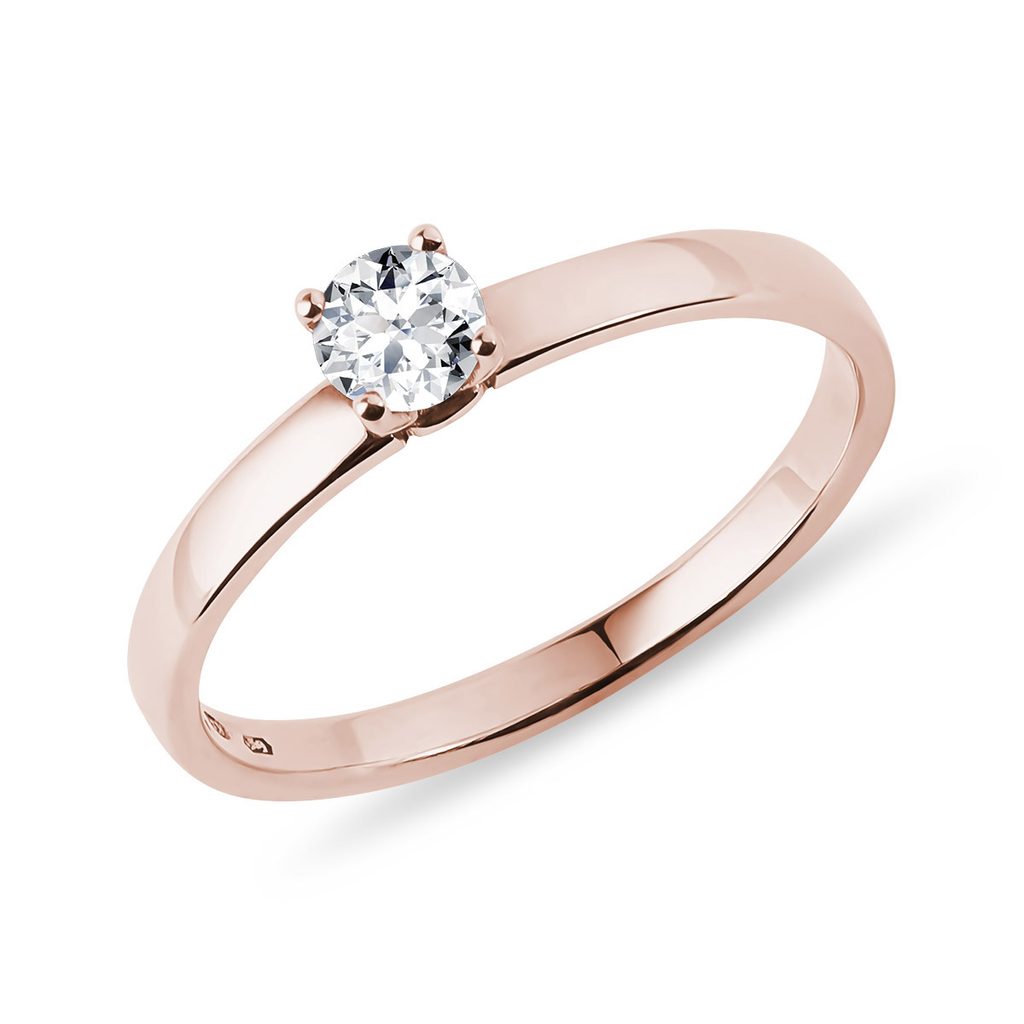 Einfacher Ring aus Roségold mit Diamant | KLENOTA