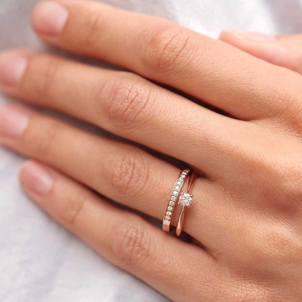 Gentle ring in pink gold with diamond | KLENOTA