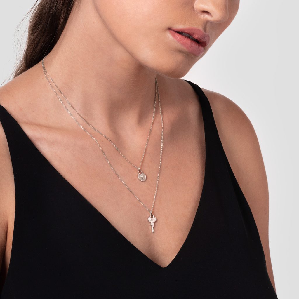 1/4 Ctw Platinum Bezel Diamond Necklace Pendant