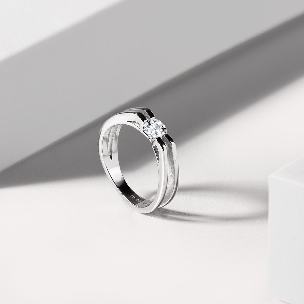 Double band diamond ring in white gold | KLENOTA