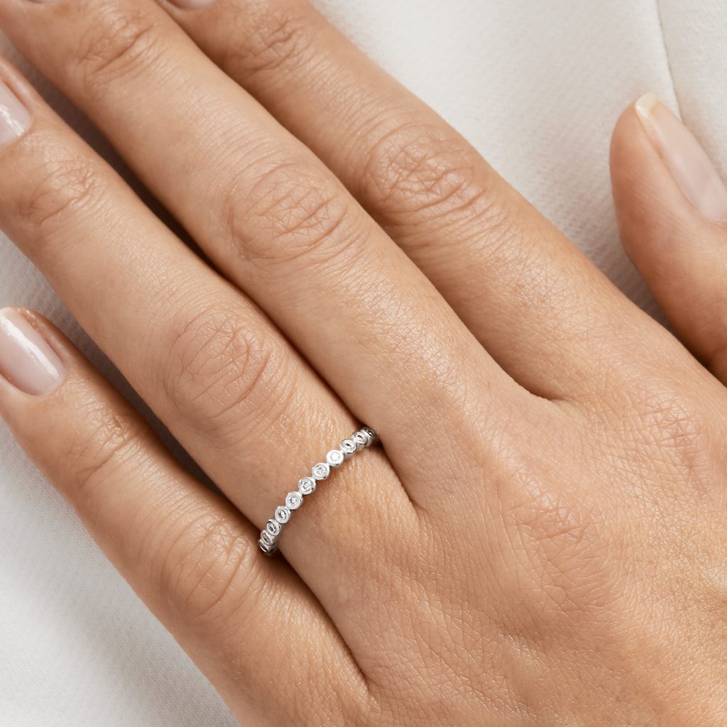 Bague de fiançailles pour femme en or blanc avec diamants | KLENOTA