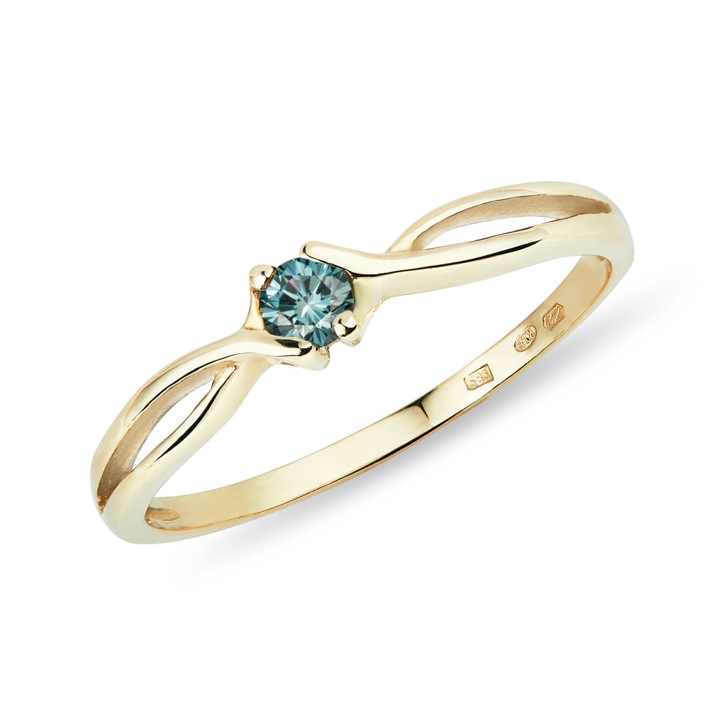 Gold Ring with Blue Diamond | KLENOTA