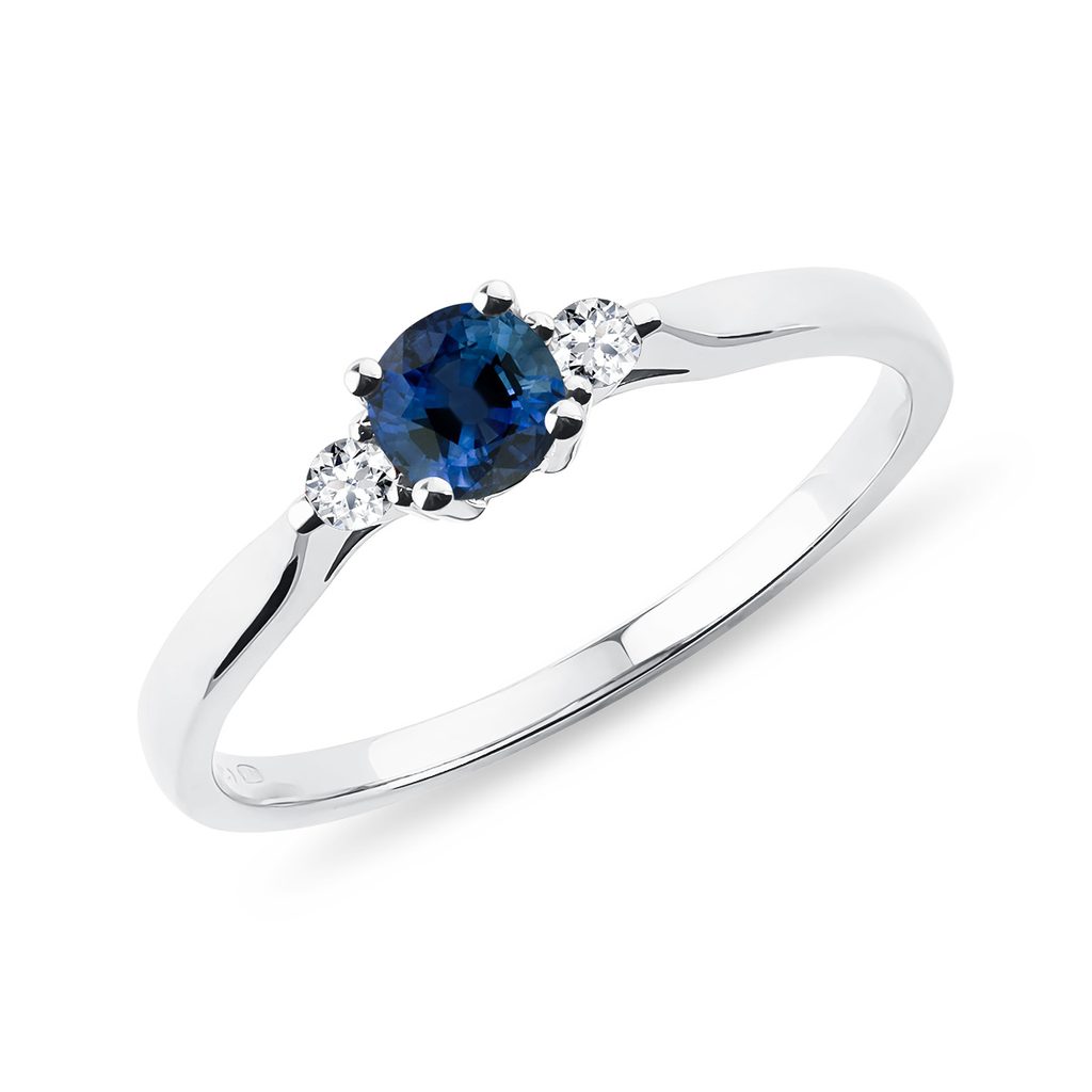 White Gold Ring with Sapphire and Brilliants | KLENOTA