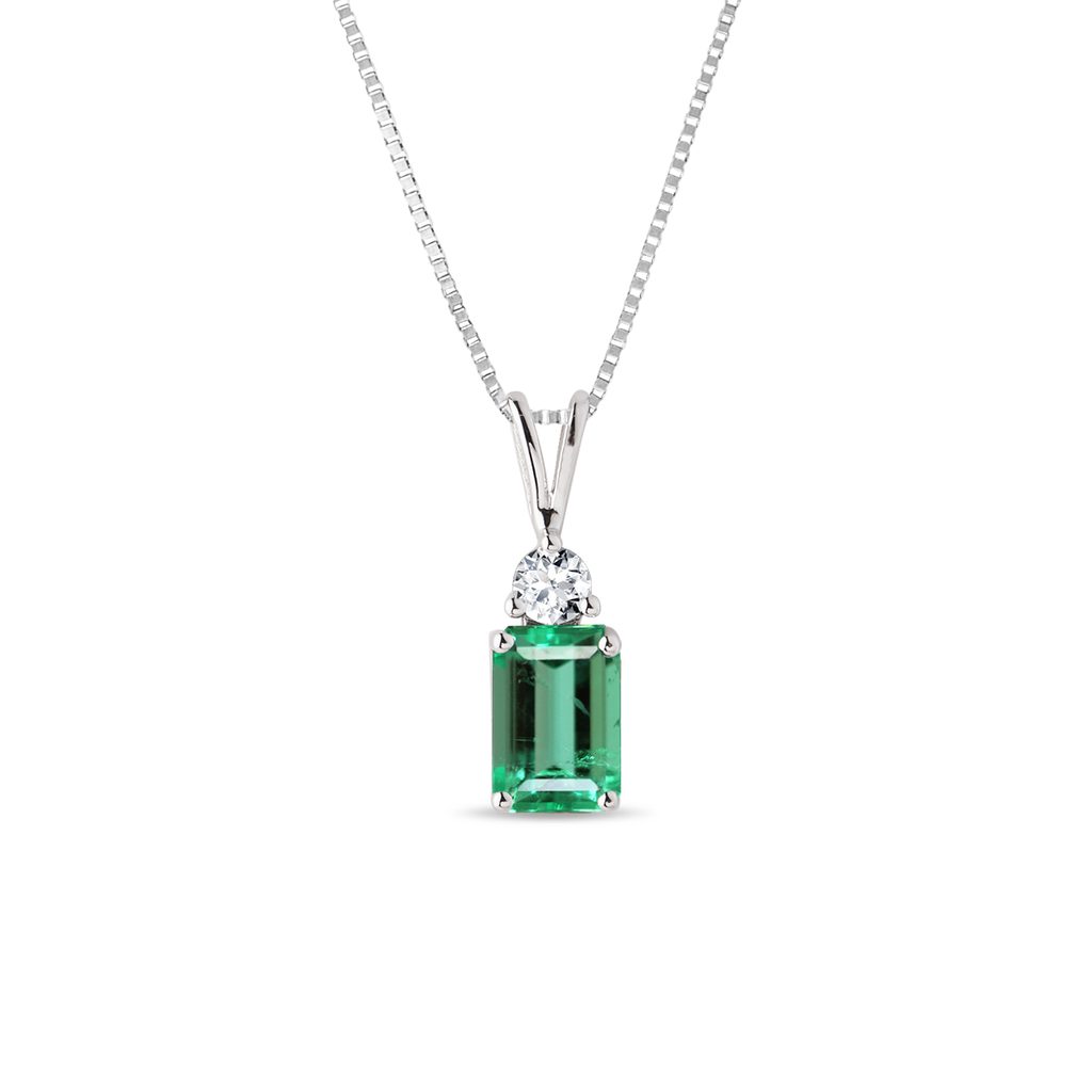 Náhrdelník s emerald smaragdem a diamantem v bílém zlatě | KLENOTA