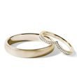 GOLD WEDDING RING SET WITH CHEVRON AND SATIN FINISH - YELLOW GOLD WEDDING SETS - WEDDING RINGS