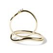 JEU DE BAGUES DE FIANÇAILLES ET DE MARIAGE EN OR JAUNE AVEC DIAMANTS - BAGUE DE FIANÇAILLES ET ALLIANCE ASSORTIES - BAGUES DE FIANÇAILLES