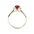 TRADITIONELLER RING MIT RUBIN UND DIAMANT IN GELBGOLD - RUBIN-VERLOBUNGSRINGE - VERLOBUNGSRINGE