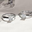 OVAL CUT DIAMOND ENGAGEMENT RING IN WHITE GOLD - RINGS WITH LAB-GROWN DIAMONDS - ENGAGEMENT RINGS