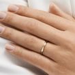 GOLDRING MIT DREI BRILLANTEN - TRAURINGE FÜR DAMEN - TRAURINGE