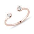 OTVORENÝ PRSTEŇ S BEZEL DIAMANTMI Z RUŽOVÉHO ZLATA - PRSTENE DIAMANT - PRSTENE