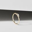 BAGUE DE FIANÇAILLES EN OR JAUNE AVEC BRILLANTS - BAGUES DE FIANÇAILLES EN DIAMANT - BAGUES DE FIANÇAILLES