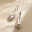 BOUCLES D'OREILLES EN OR BLANC, PERLES BAROQUES, DIAMANTS - BOUCLES D'OREILLES EN PERLES - PERLES