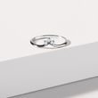 CHEVRONRING AUS WEISSGOLD MIT DREI DIAMANTEN - RINGE DIAMANT - RINGE