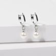 BOUCLES D'OREILLES EN OR BLANC SERTIES DE PERLES ET DE BRILLANTS - BOUCLES D'OREILLES EN PERLES - PERLES