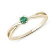 EMERALD RING IN YELLOW GOLD - EMERALD RINGS{% if category.pathNames[0] != product.category.name %} - {% endif %}