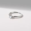 BAGUE EN OR BLANC AVEC DIAMANT DE SYNTHÈSE - BAGUES AVEC DIAMANTS DE SYNTHÈSE - BAGUES DE FIANÇAILLES