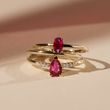 BAGUE EN OR AVEC RUBIS TAILLE POIRE ET BRILLANTS - BAGUES DE FIANÇAILLES EN RUBIS - BAGUES DE FIANÇAILLES
