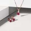 BOUCLES D'OREILLES EN OR ROSE AVEC RUBIS ET DIAMANTS - BOUCLES D'OREILLES EN RUBIS - BOUCLES D'OREILLES