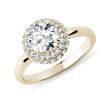 LUXUSNÍ DIAMANTOVÝ PRSTEN HALO ZE ŽLUTÉHO 14K ZLATA - ZÁSNUBNÍ PRSTENY S LAB GROWN DIAMANTY - ZÁSNUBNÍ PRSTENY
