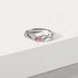 BAGUE DE FIANÇAILLES EN OR BLANC AVEC SAPHIR ROSE ET DIAMANTS - BAGUES DE FIANÇAILLES EN SAPHIR - BAGUES DE FIANÇAILLES