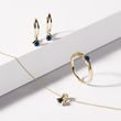 SAPHIR MIT SCHLEIFENMOTIV IN GELBGOLD - SCHMUCK SETS EDELSTEINE - SCHMUCK