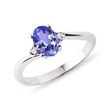 Oval tanzanite ring in white gold