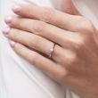 Zásnubný prsteň solitér s diamantom