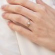 Jedinečný zlatý prsten s půlkarátovým diamantem