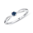 Sapphire ring in white gold