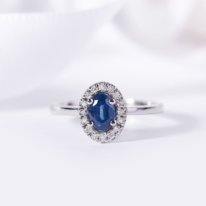 Sapphire, a precious gemstone with the colour of the night sky