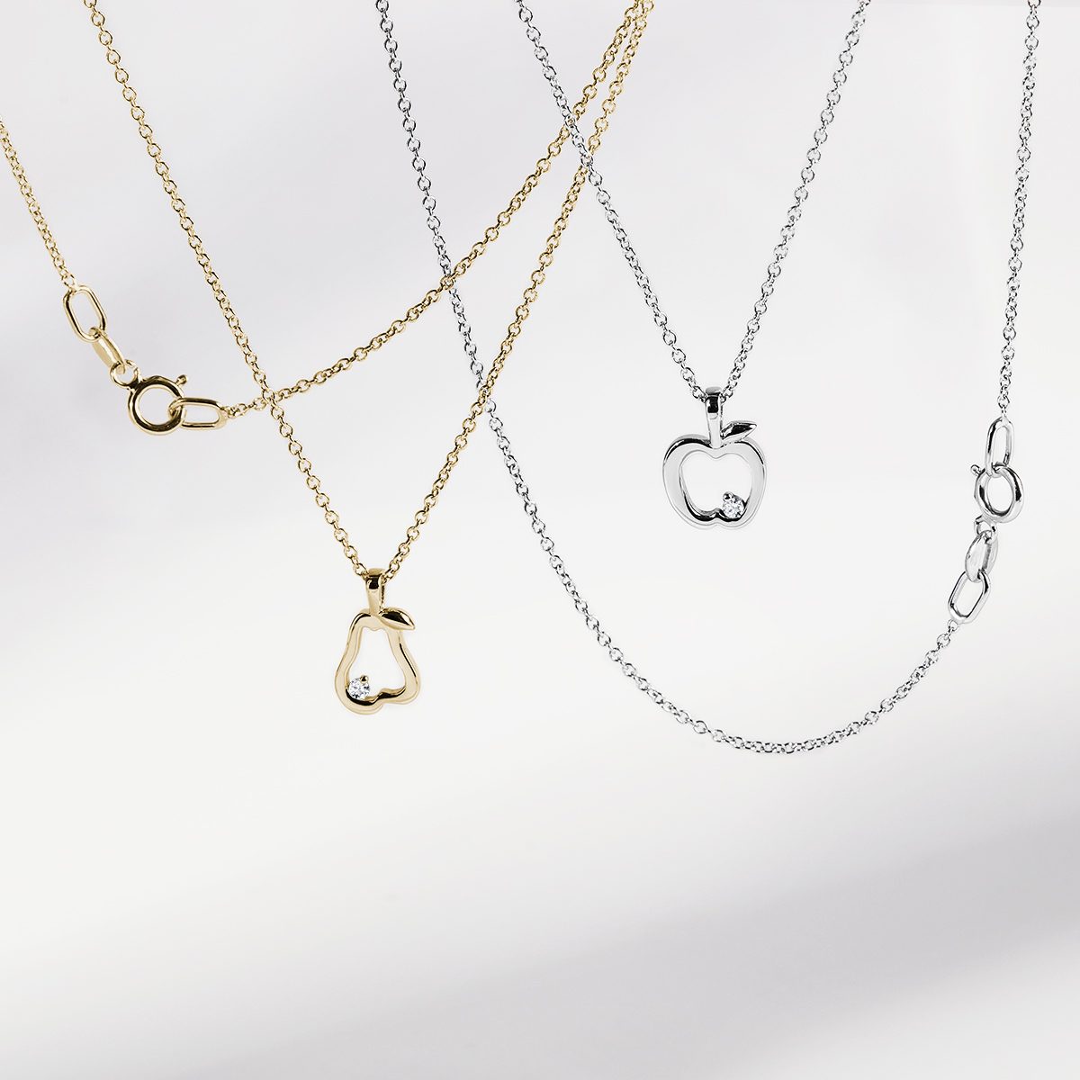 children's necklaces in 14k gold KLENOTA