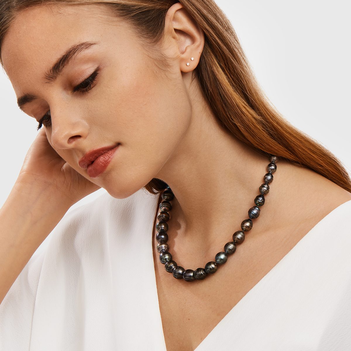 Necklace with Tahitian pearl in white gold - KLENOTA