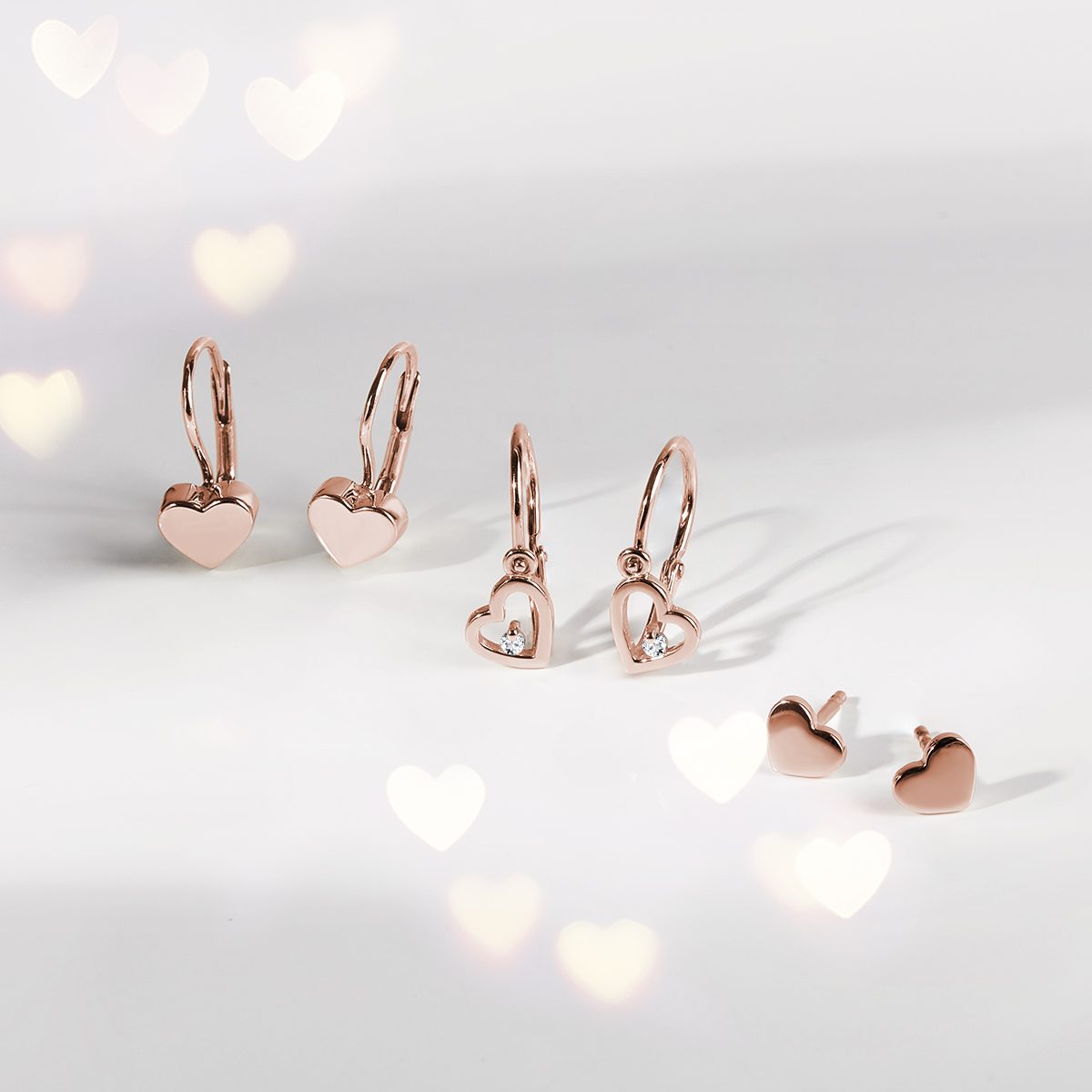 children's earrings with a brizura clasp in rose gold - KLENOTA