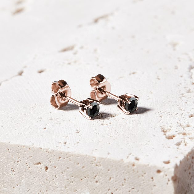 Black diamond stud earrings in rose gold | KLENOTA
