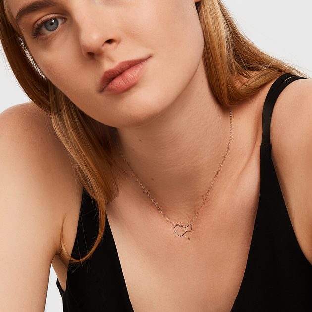 Linked hearts necklace in 14k rose gold | KLENOTA