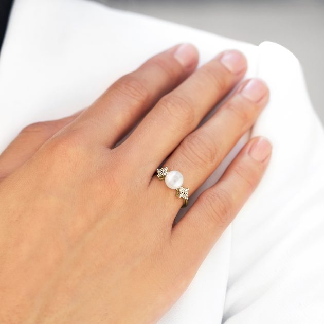 Diamond ring hot sale with pearl accents