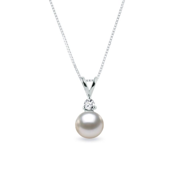 Pearl necklace with a diamond in white gold | KLENOTA