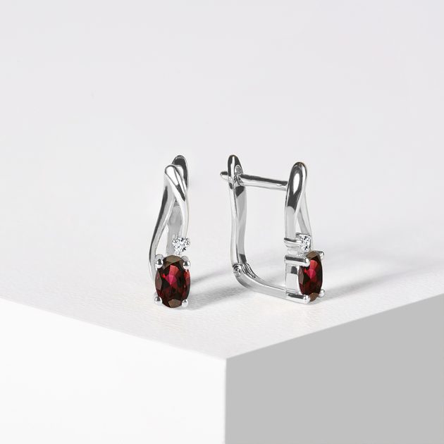 Discover 177+ garnet and diamond earrings