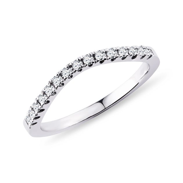 Brilliant cut diamond ring in white gold | KLENOTA