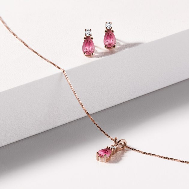 Pink tourmaline and Rose quartz Lariat Necklace in Gold filled