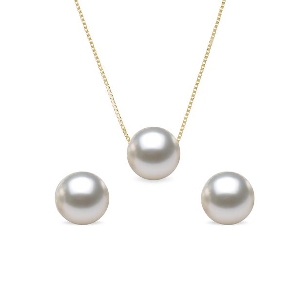 Pearl earring and necklace set in yellow gold | KLENOTA